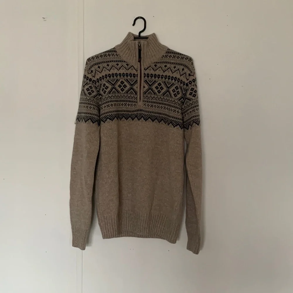 Triple five soul warm sweater - Picture 1 of 5